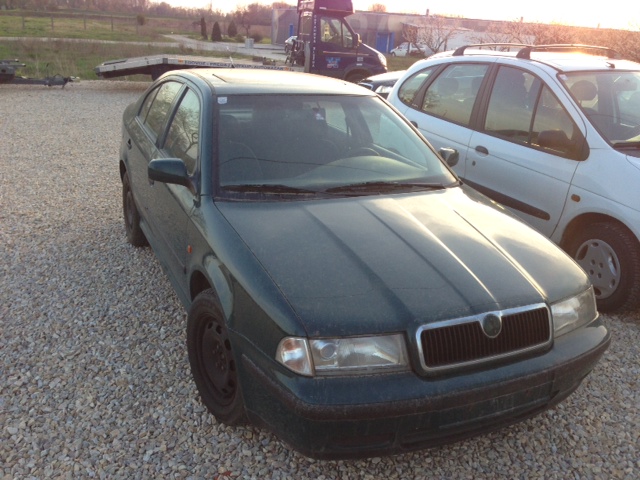 Skoda Octavia 1.6 kód motora AEE