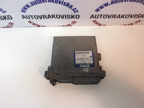 Riadiaca jednotka motora Renault Megane Scenic 1.9 dT 7700868315