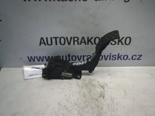 Akceleračný pedál Skoda Octavia
