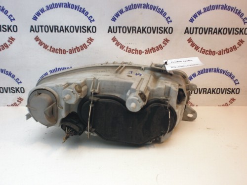 Predné svetlo Alfa Romeo 147