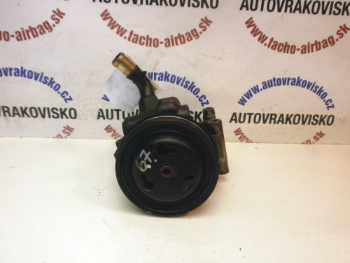 Servočerpadlo Mazda 121 III