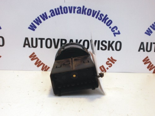Vypínač svetiel VW Passat 3B0941531B