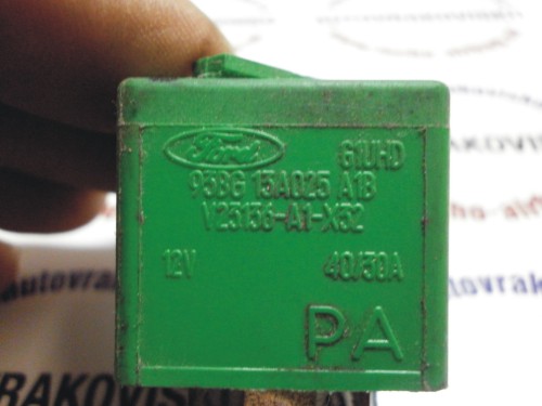 Relátko 93BG13A025A1B