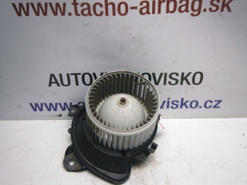 Motorček kúrenia Opel Corsa D