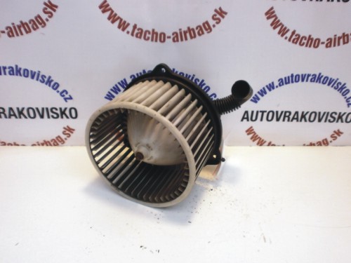 Motorček kúrenia Hyundai Elantra