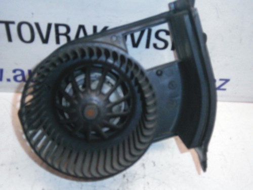 Motorček kúrenia Renault Clio II 7701051270