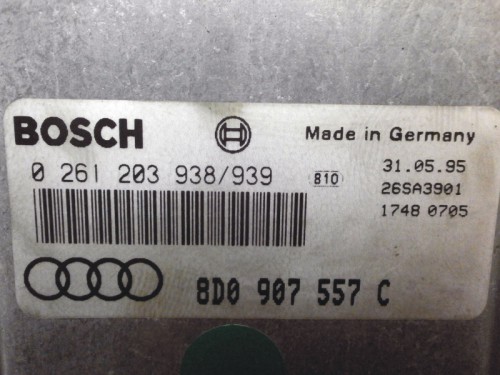Riadiaca jednotka motora Audi A4 (8D2/8D5) 1.8 92 kW