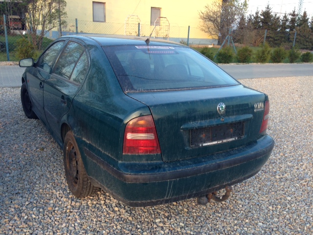 Skoda Octavia 1.6 kód motora AEE
