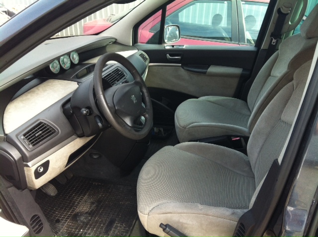 Peugeot 807 2.2 HDi 4HW