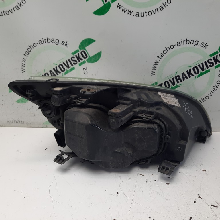 Predné svetlo Ford Focus MK2 ľavé