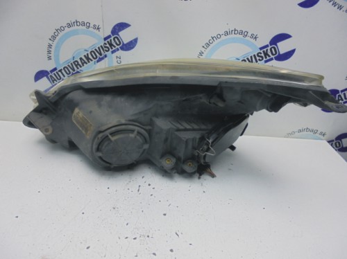 Predné svetlo Opel Cosa D