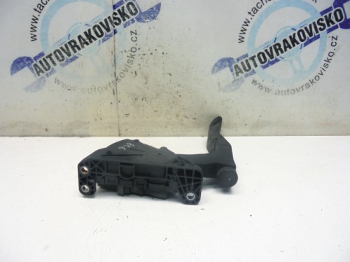 Akceleračný pedál Audi A6 4F1723523A