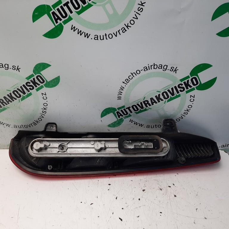 Zadné svetlo Ford Focus MK2 combi ľavé