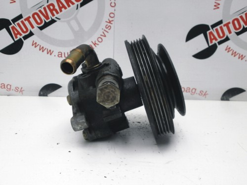 Servočerpadlo Audi A4 8D0145156L
