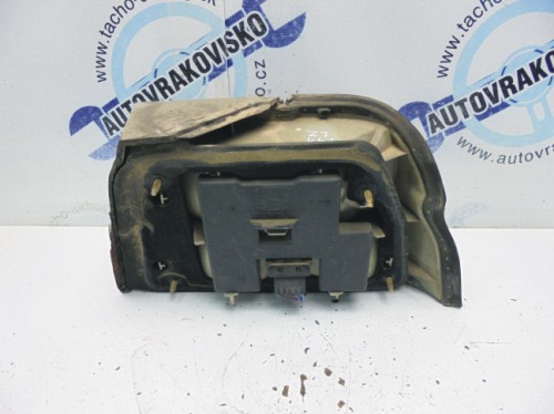 Zadné svetlo Ford Escort LZ sedan