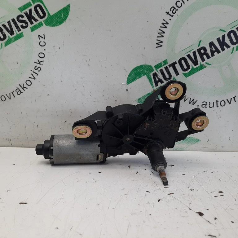 Motorček stieračov zadný Seat Ibiza 404.699C