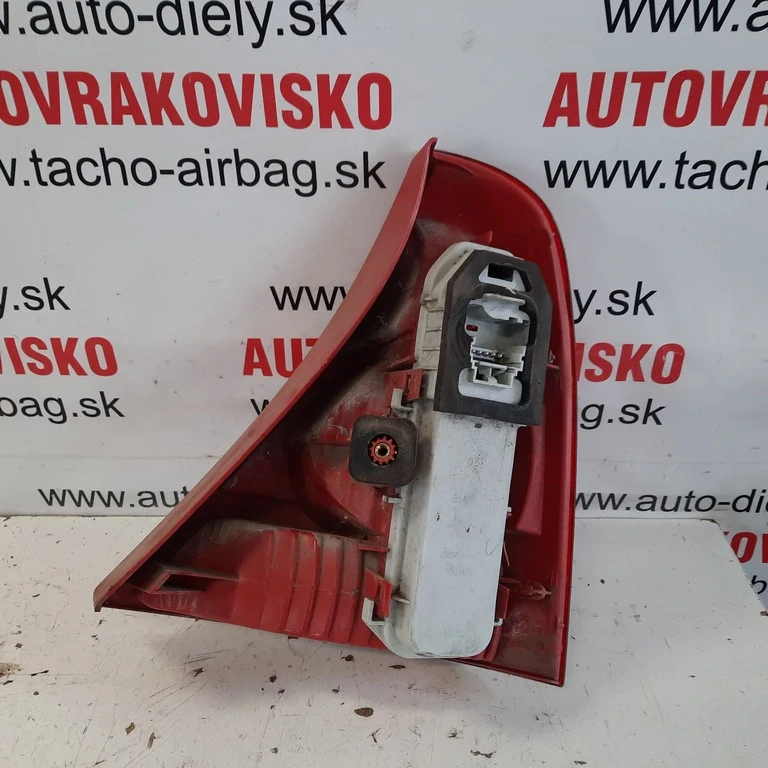 Zadné svetlo Renault Clio II lavé