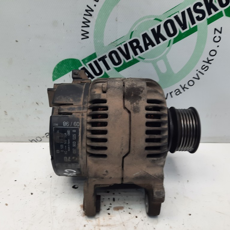 Alternátor VW Golf IV 037903025B