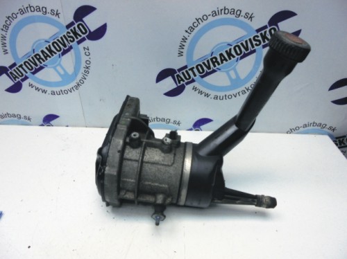 Servočerpadlo Peugeot 308 9686207180