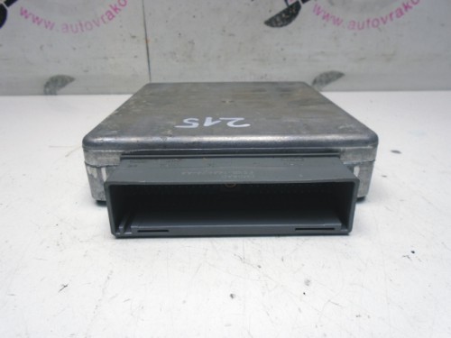 Riadiaca jednotka motora Ford Mondeo III 1.8 16V 1U7A12A650AA