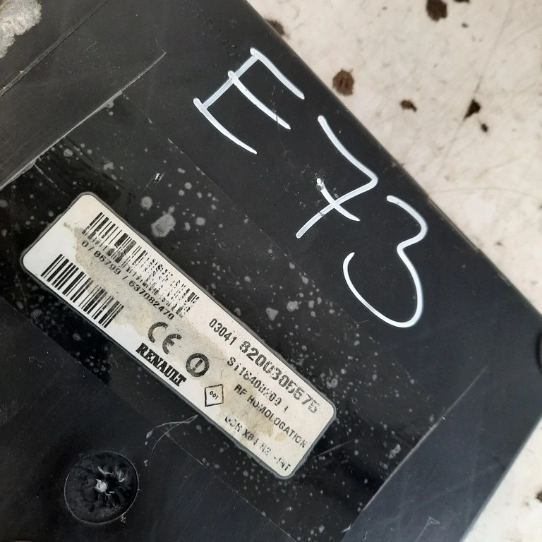 Riadiaca jednotka UCH Renault Megane II 8200305575