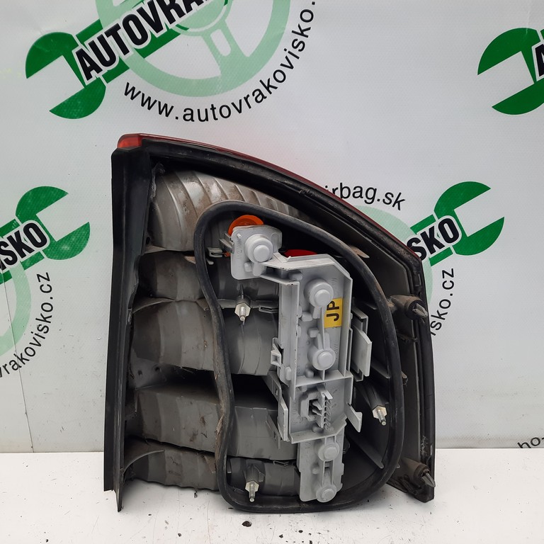 Zadné svetlo Opel Vectra C ľavé