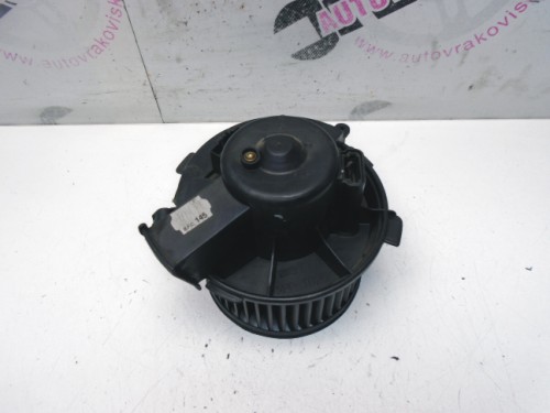 Motorček kúrenia Peugeot 206 Behr 64245 01