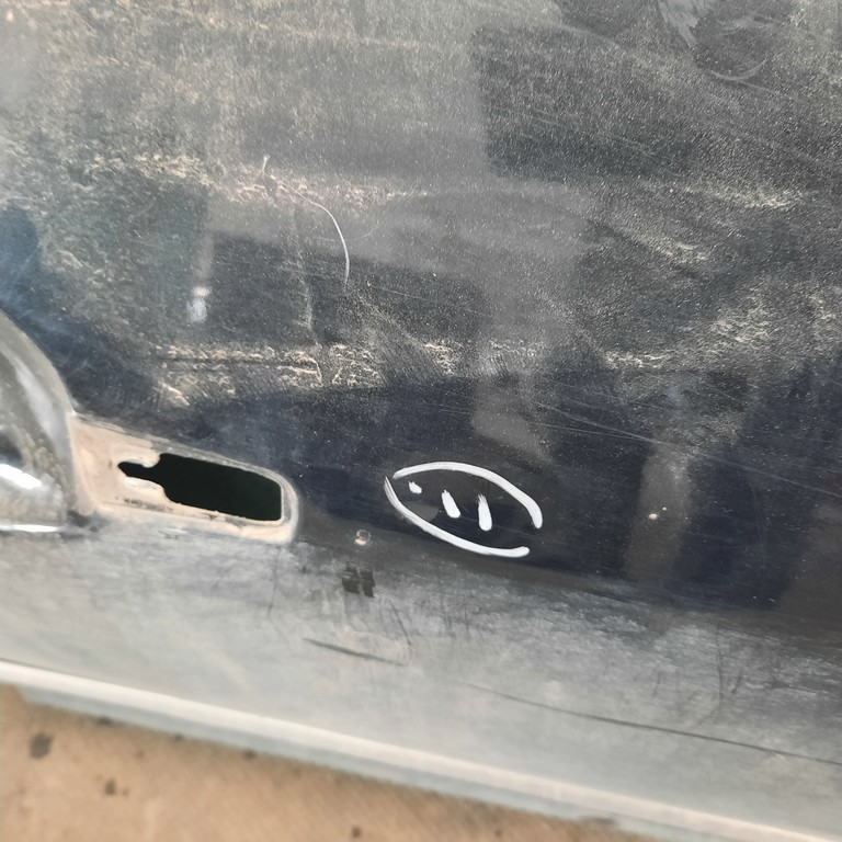 Pravé predné dvere Peugeot 407 sedan