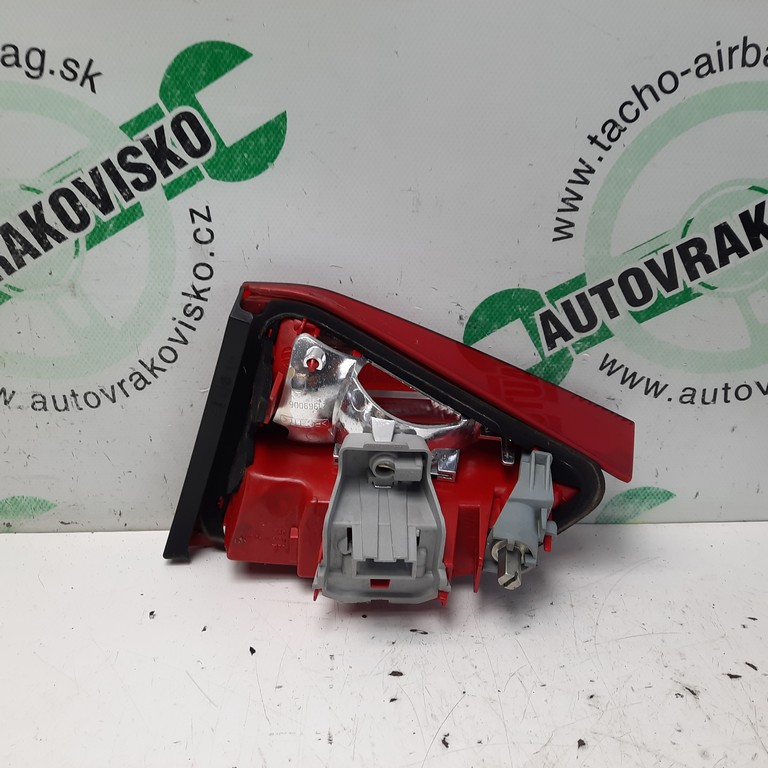 Zadné svetlo LED Audi A4 avant B8 kufor ľavé