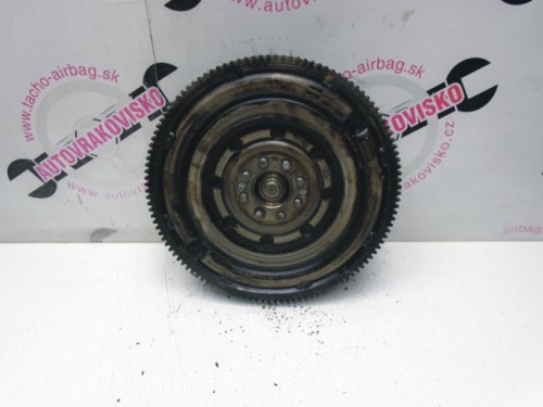 Spojka Audi A6 2.5 TDI 059105266A