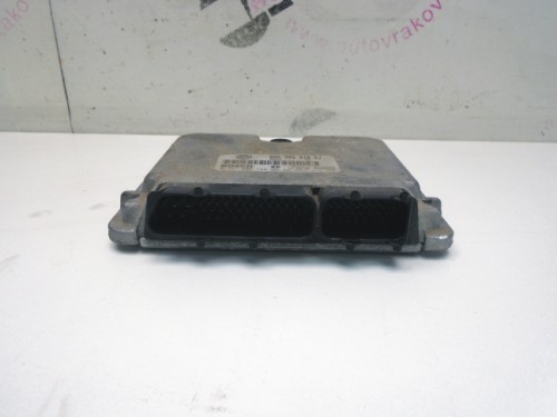 Riadiaca jednotka motora Skoda Octavia 1.8 0261206144