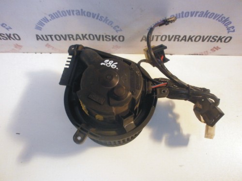 Motorček kúrenia Mercedes Vito 652627J