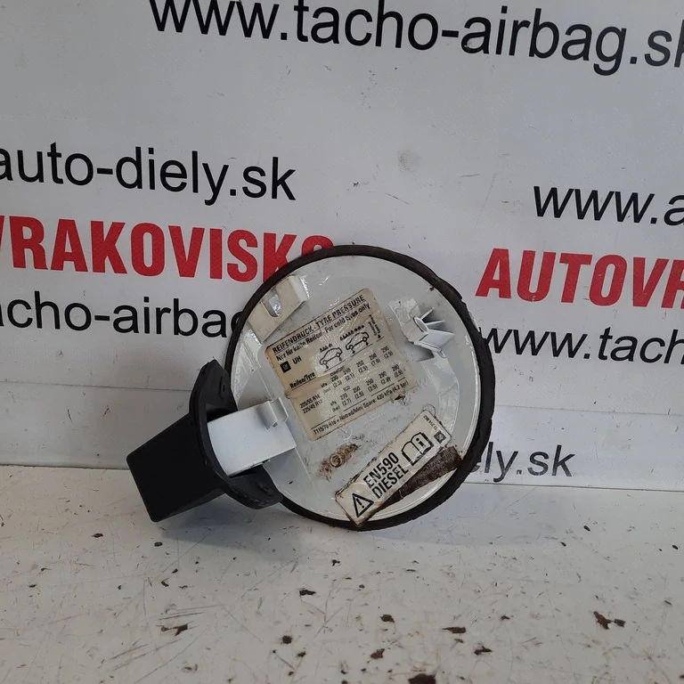 Dvierka nádrže Opel Astra H combi