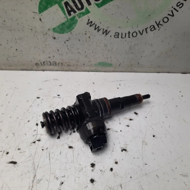 Vstrekovacia tryska Seat Alhambra 1.9 TDI 038130073AK
