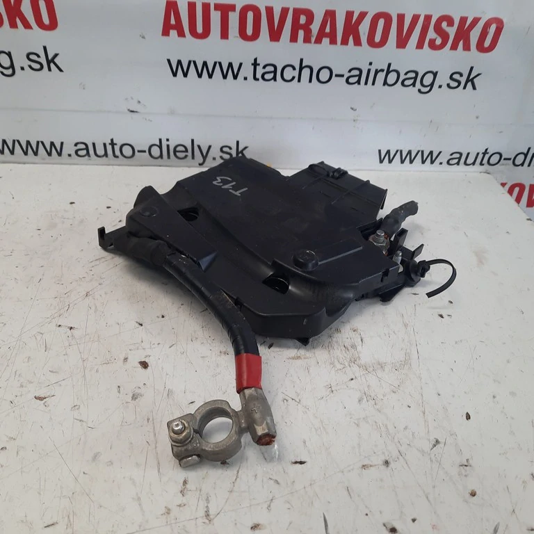 Riadiaca jednotka Ford Focus mK3 AV6T-14A067-BC