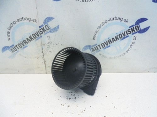 Motorček kúrenia Opel Vectra B 90568692