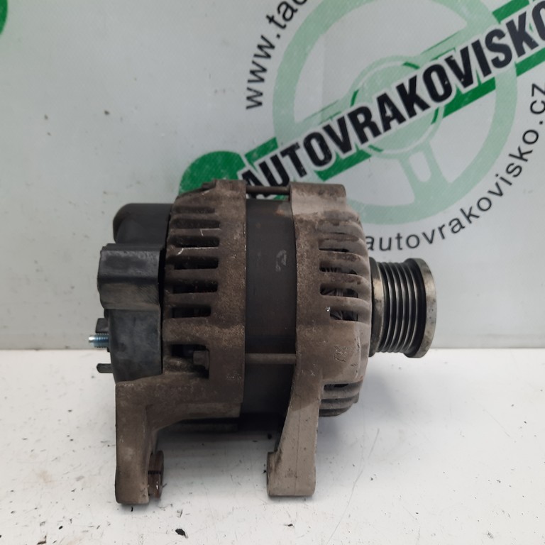 Alternátor Chevrolet Cruze 13579666