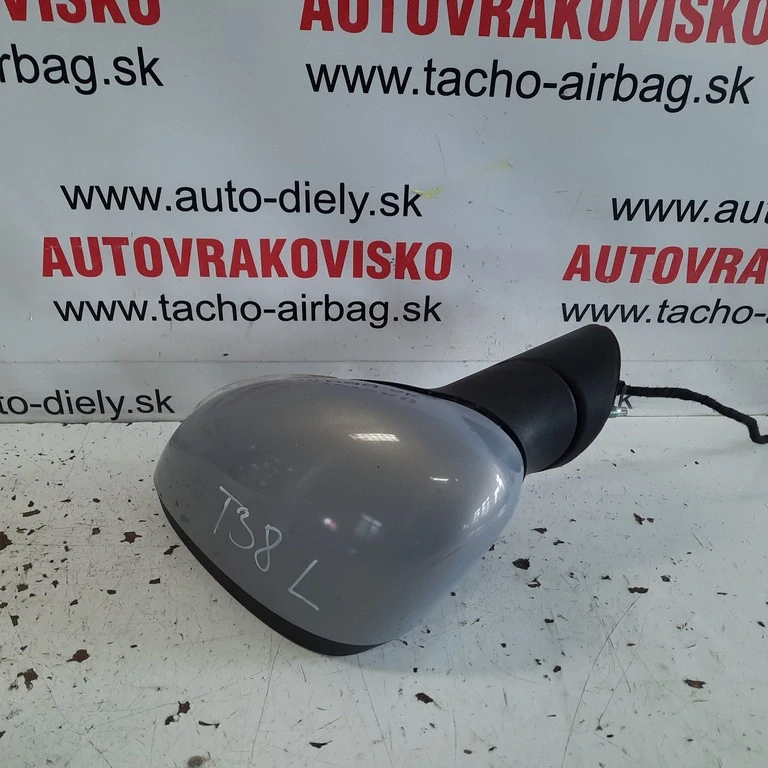 Spätné zrkadlo Ford Fiesta MK6 so smerovkou