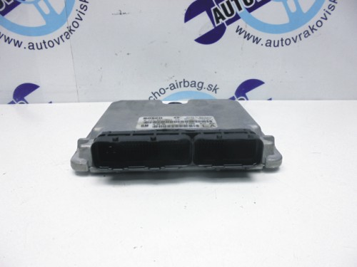 Riadiaca jednotka motora Opel Vectra B 2.0 DTI 0281001633