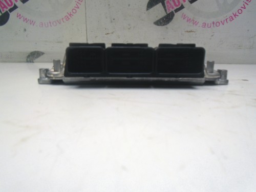 Riadiaca jednotka motora Volvo V40 1.9 DI 0281010441
