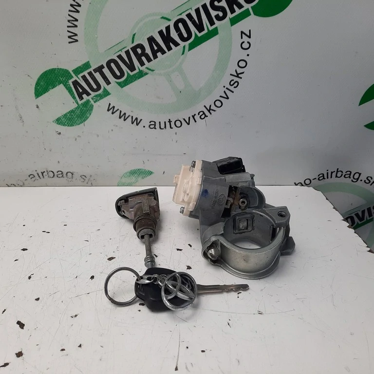 Spínacia skrinka Toyota Auris 2965/3453
