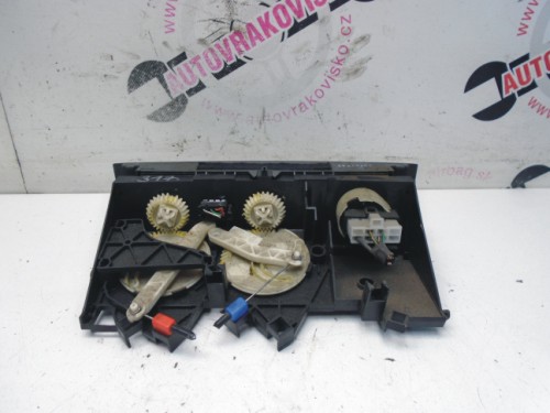 Ovládač kúrenia Volvo V40 9041704857