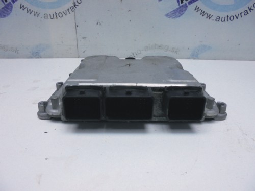 Riadiaca jednotka motora Peugeot 807 2.2 HDi 0281011133
