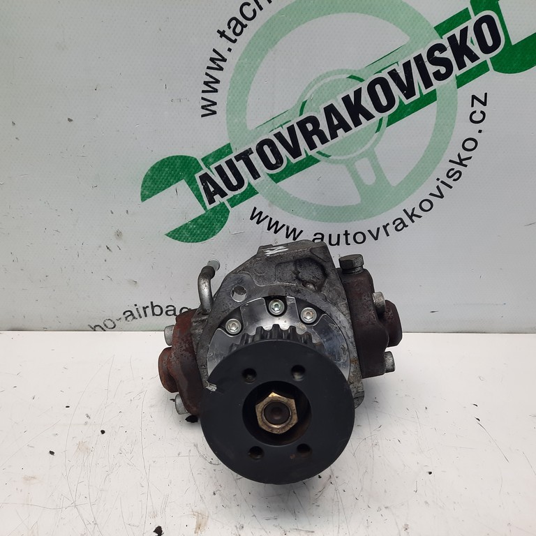 Vstrekovacie čerpadlo Mazda 6 2.0 CiTD RF7J13800A