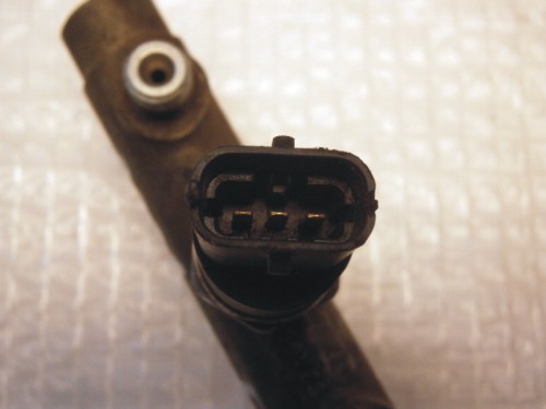 Snímač tlaku paliva Renault Megane II 0445214015