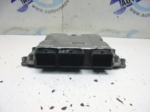 Riadiaca jednotka motora Citroen Xsara Picasso 2.0 HDi 0281010595