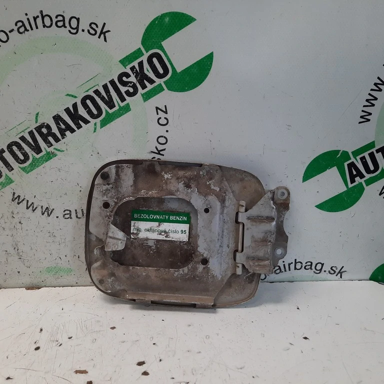 Dvierka nádrže Mazda Premacy