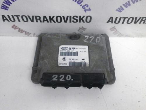Riadiaca jednotka motora Skoda Octavia 1.6 032906014A
