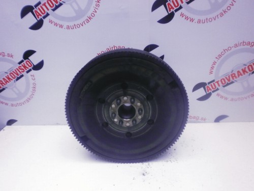 Spojka Audi A4 1.9 TDI 038105266AK