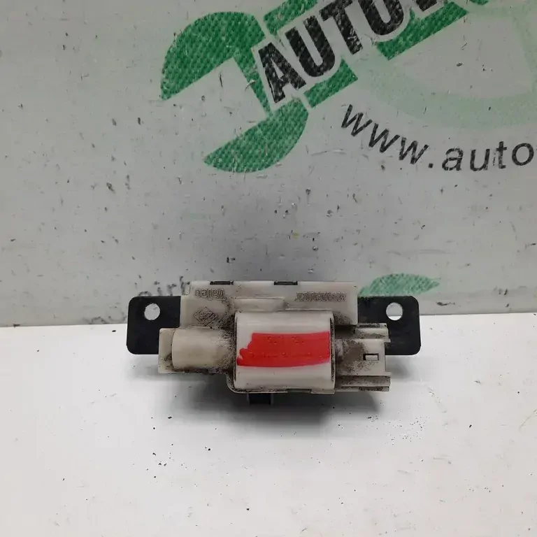 Zámok 5 dvere kufor Renault Scenic II 8200076240E